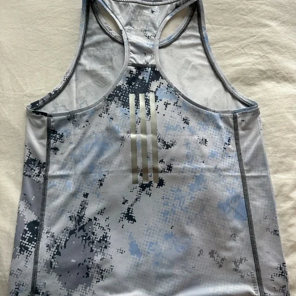 Running top - Picture 3 of 4